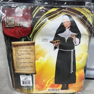 Rubie's Nun Costume with Black and White Colors